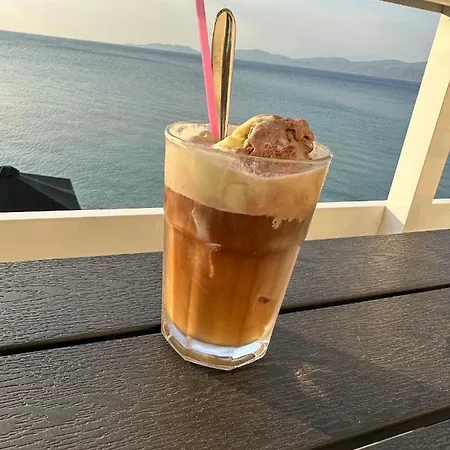 Retreat In Town * Corinth