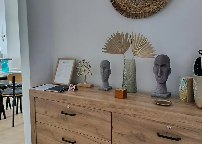 Retreat In Town * Corinth